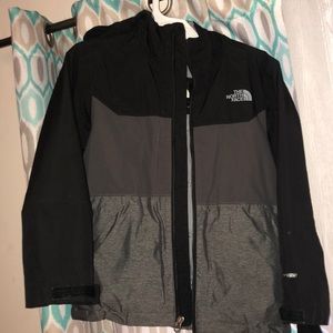 Gently used Boys North face winter coat size small